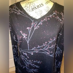 🦜Adorable Ladies Top.                   B-98